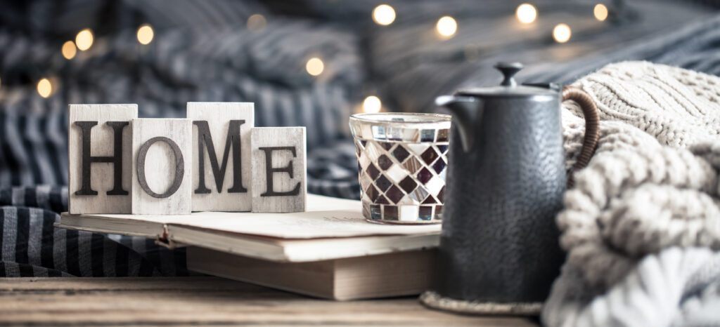 Home,Decorations,In,The,Interior,Of,A,Letter,With,An